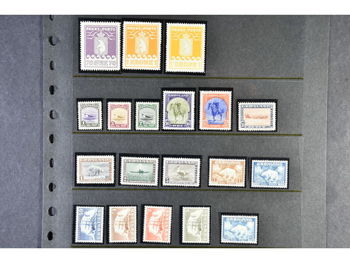 Greenland. Accumulation ★★ 1937–1975 on visir leaves. Two visir leaves with single stamps, sets and blocks of four with and without margins. Catalogue value approx. 12000 SEK. Excellent quality. (49)