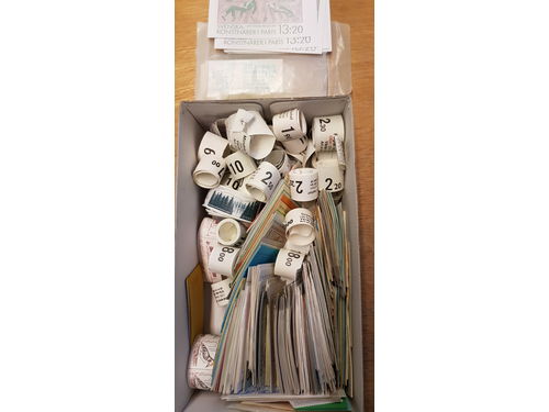Sweden. Face value, collection/accumulation 1970–1980s in box. Incl. 18 blocks of discount stamps. Fine quality. According to the vendor 4357SEK