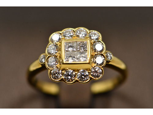 Ring, Other. Rose gold ring with brilliant-cut diamonds, 0,72 ct of quality W/SI.   Beskrivning på SVENSKA: Rödguldsring med briljantslipade diamanter, 0,72 ct av kvaliteten W/SI.</i>