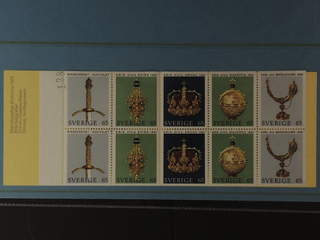 Sweden. Booklet Facit H248 ★★ , 1971 Riksregalierna 10 × 65 öre. Variety part of control …