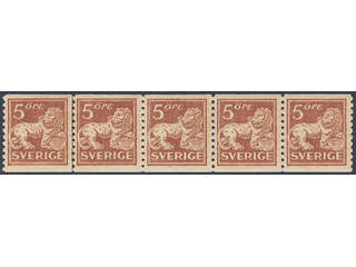 Sweden. Facit 142Aa ★★ , 5 öre brown-red, type II in very fine strip of five.