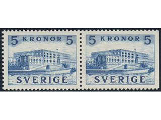 Sweden. Facit 332BC ★★, 1941 The Royal Castle 5 Kr blue, pair 3+4. Insignificant spot in …