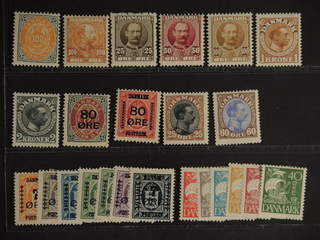 Denmark. Lot ★ 1875–1927 on stock cards. E.g. bicoloured type 100 øre and some nice …