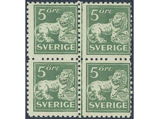 Sweden. Facit 140Ca ★★ , 5 öre green, type I, perf on four sides in block of four. …