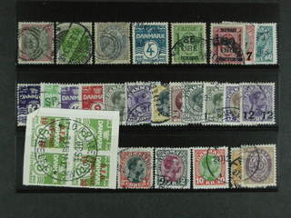 Denmark. Used 1875–1928. Alla olika, t.ex. F 34–36, 85, 119 block, 122–23, 144, 162, …