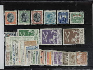Denmark. ★ 1913–37. All different, e.g. F 144-45, 154, 159, 198-200, 213-14, 217, Thule …