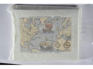 Iceland. Facit 799–800B ★★, 1992 Europa, discovery of America. 100 sheets in packet. …