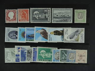 Iceland. ★★ 1912–71. All different, e.g. F 117, 248, 255, 353, Tj 39, souv.sheet 1. …