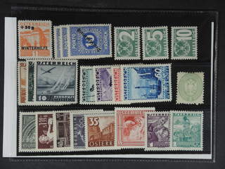 Austria. ★ 1908–25. Back of the book. All different, e.g. Postage Due 156-58 (dirty …
