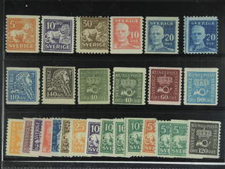 Sweden. ★ 1920-34. Small coil stamps, All different, e.g. F 141, 145E, 148C, 149A, …